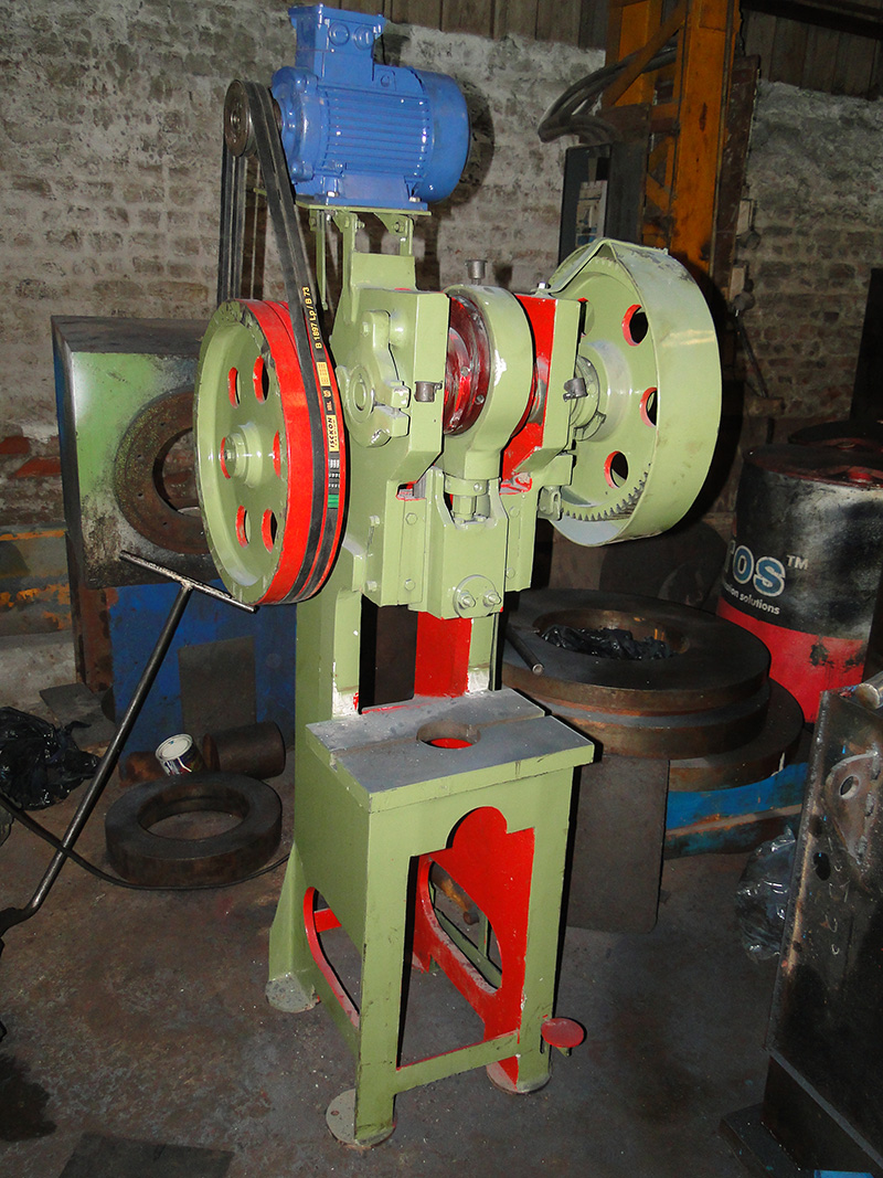 10TON CORNER CUTTING POWER PRESS (MODEL NO.-1523)
